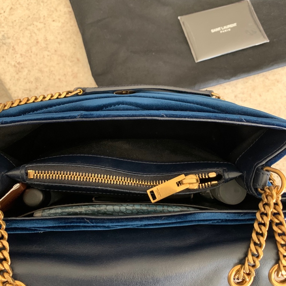 *SOLD* Saint Laurent LouLou Small - Picture 5 of 6